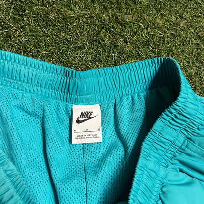 Nike Heavyweight Shorts Teal Size Medium USED v16449