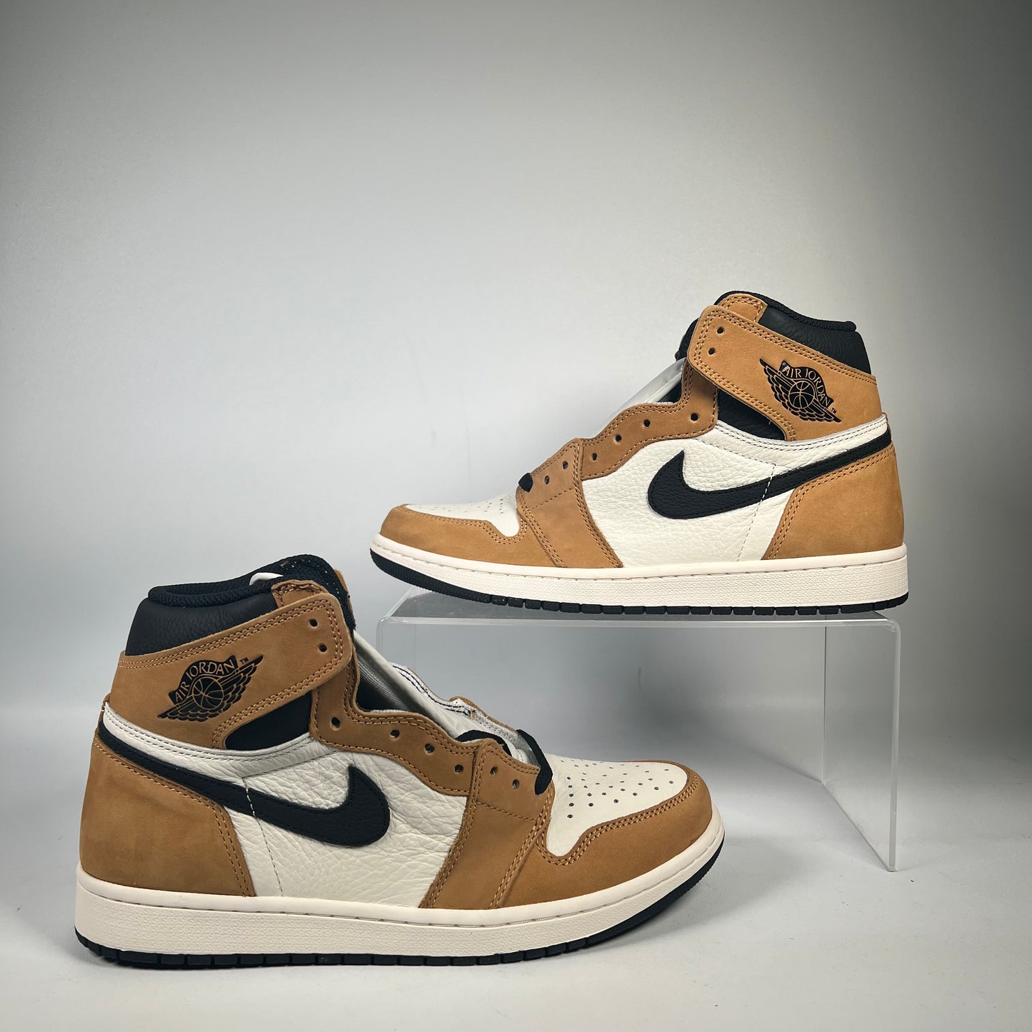 Jordan 1 High Rookie of The Year (2018) Size 9.5 NEW s20785