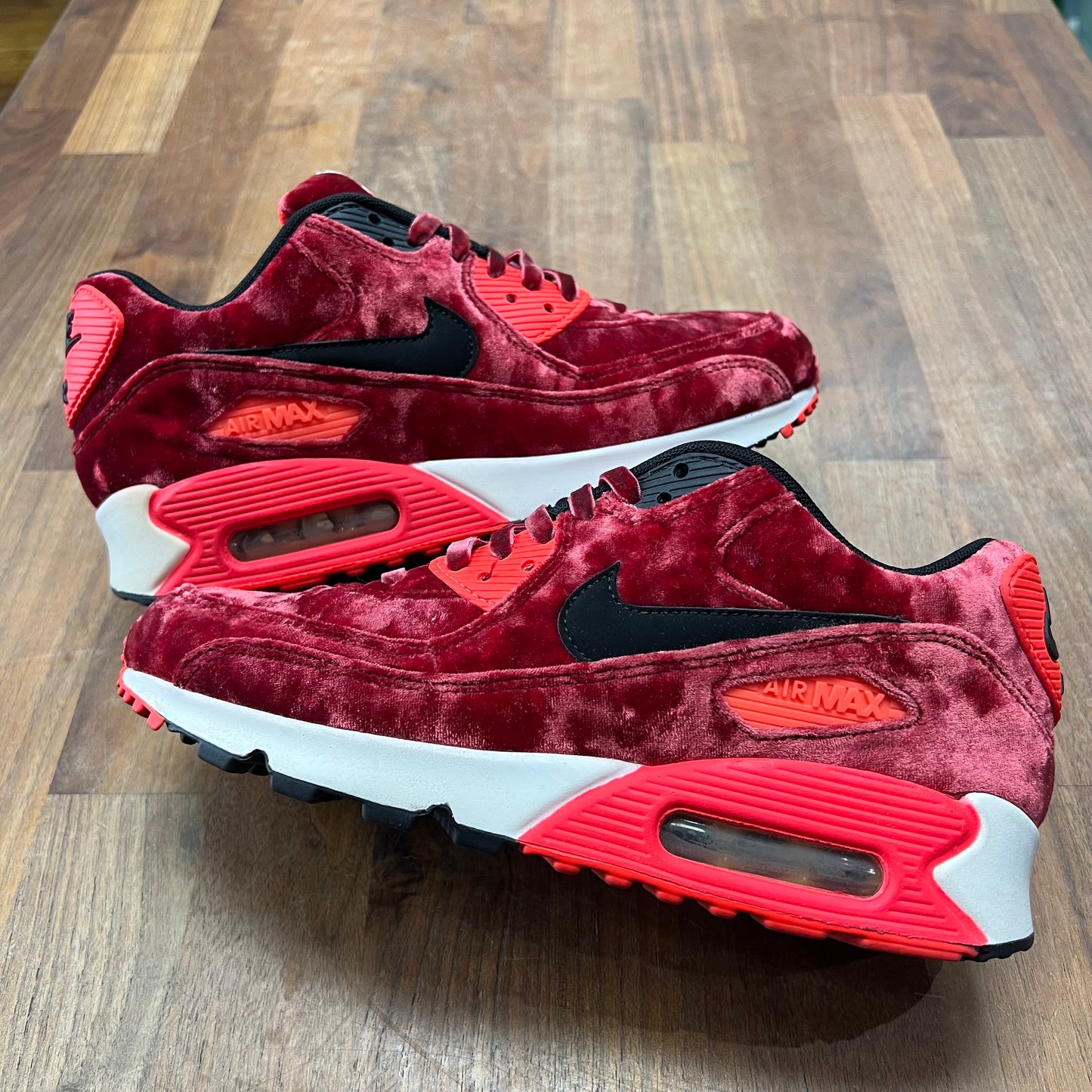 Nike Air Max 90 Infrared Velet (2015) Size 6m / 7.5w USED s17322