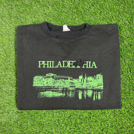 1990s Philadelphia Green Skyline Black Crewneck Size Large USED v16537