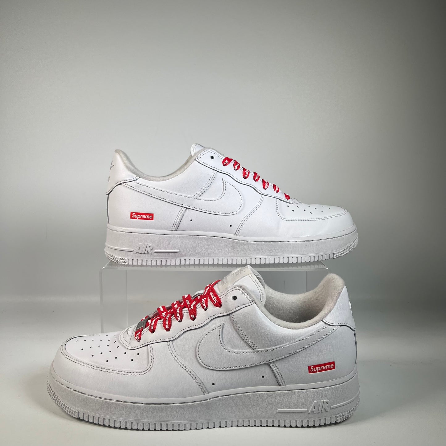 Nike Air Force 1 Low Supreme White (2020) Size 11 USED s22404