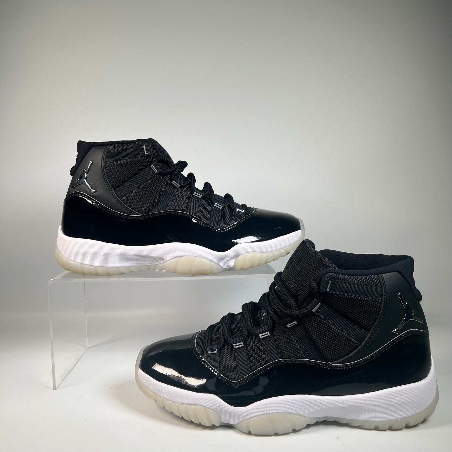 Jordan 11 Jubilee (2020) Size 9.5 USED s21947