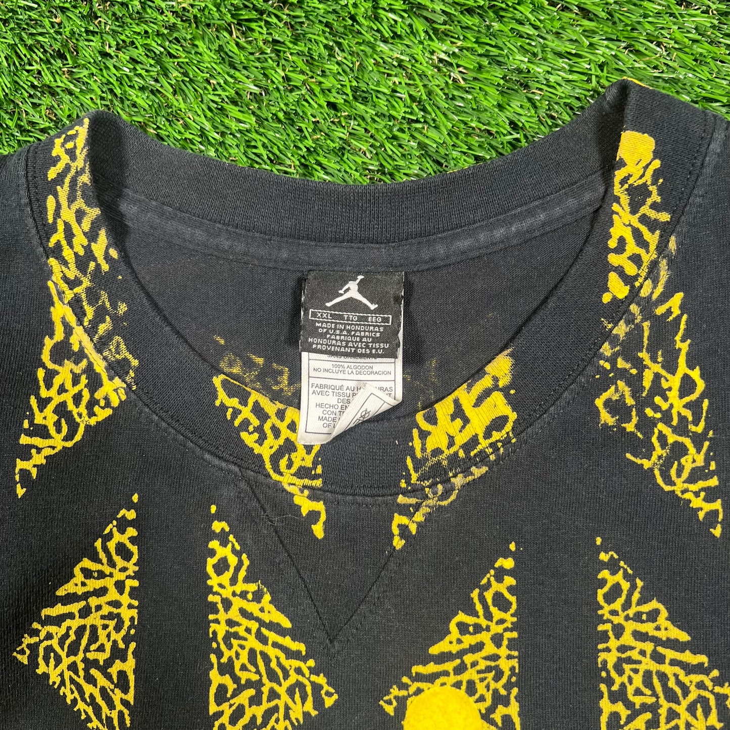 Y2K Jordan Brand Yellow Elephant Print AOP Tee Size XXL USED v18472