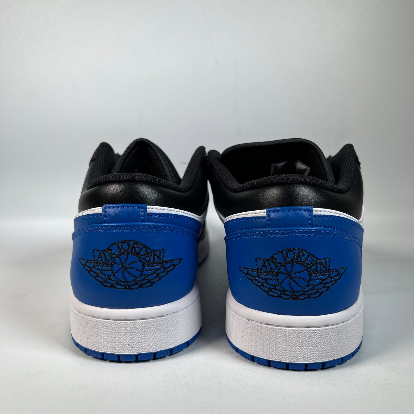 Jordan 1 Low Alternate Royal Toe (2023) Size 12 NEW s22418