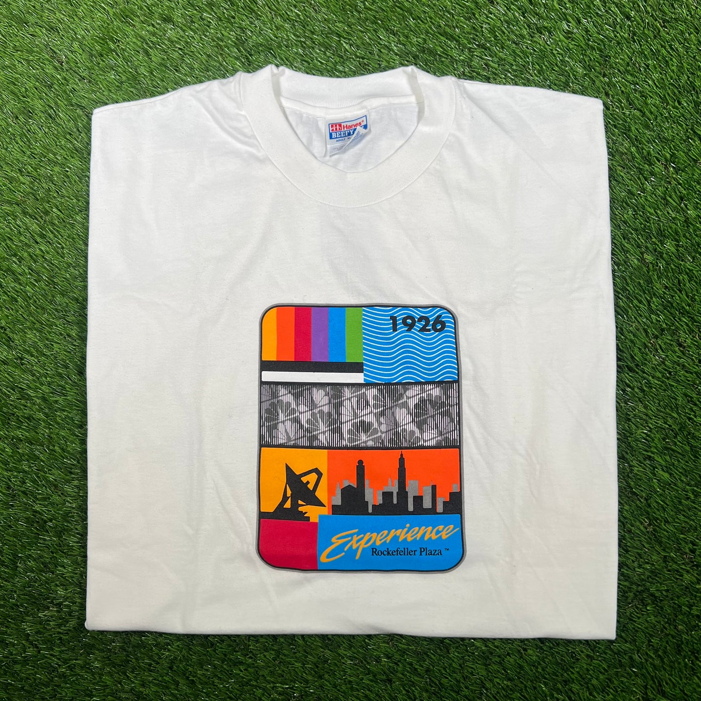 1990s Rockefeller Plaza Experience White Tee Size XL USED v17316