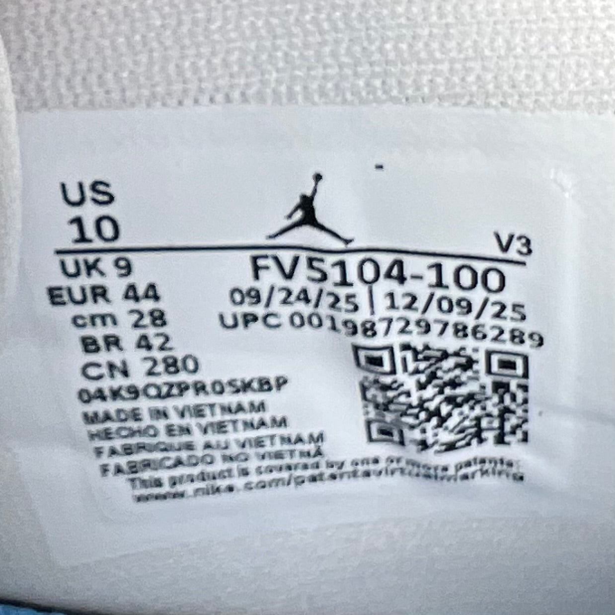 Jordan 11 University Blue (2026) Size 10 NEW s22208