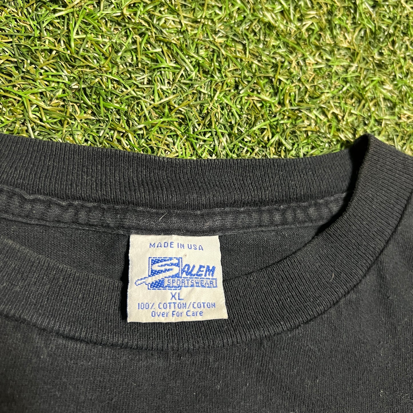 1992 Chicago Bulls Back to Back Champs Black Tee Size XL USED v16115