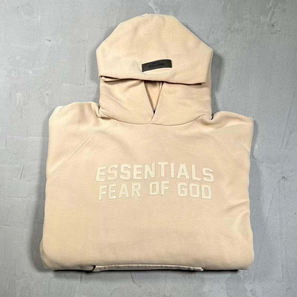 Essentials Fear Of God Sand Hoodie Size Medium USED x18795