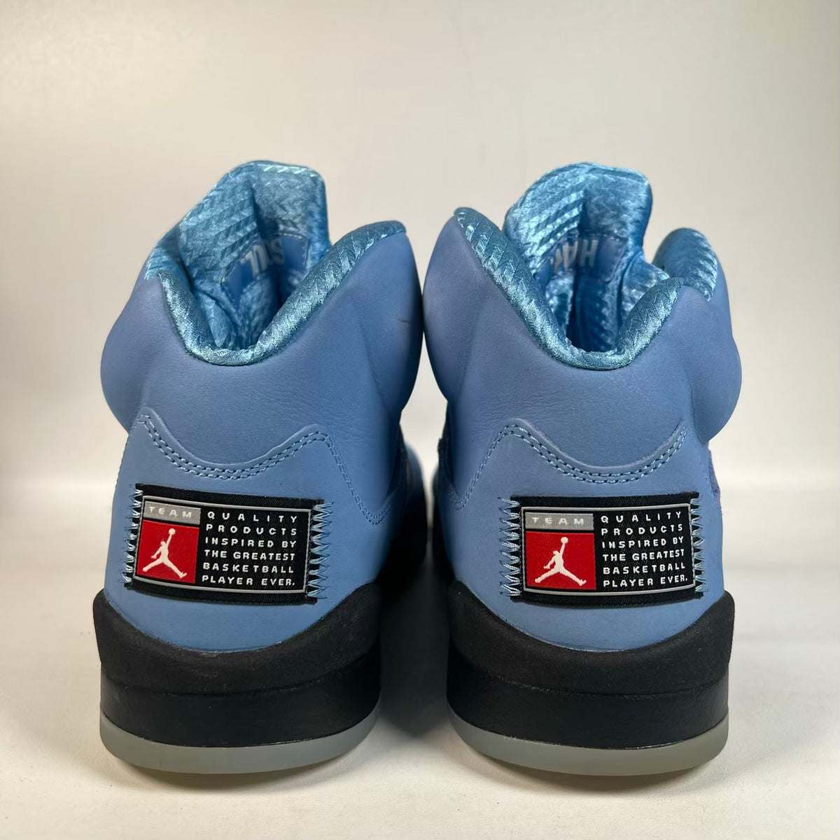 Jordan 5 UNC University Blue (2023) Size 10 USED s23549