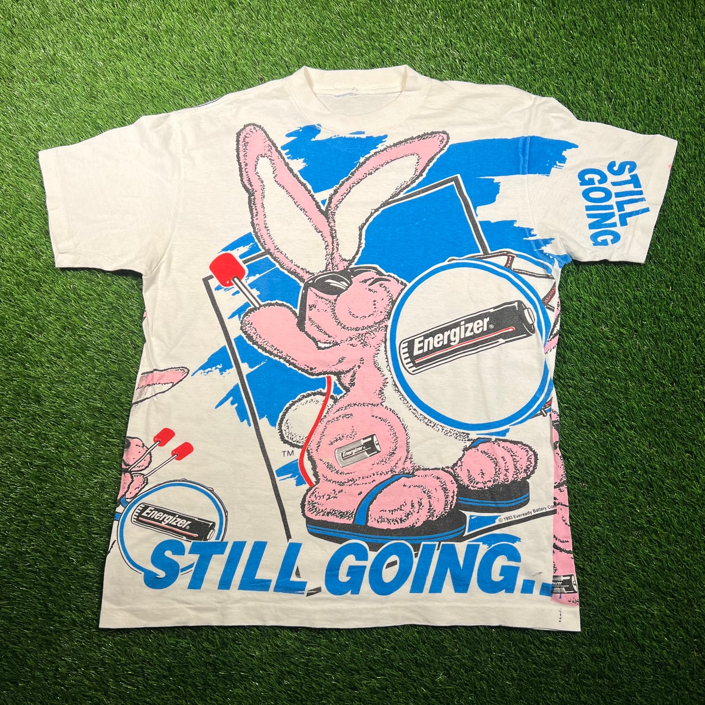 1993 Energizer Bunny AOP White Tee Size Medium USED v18727