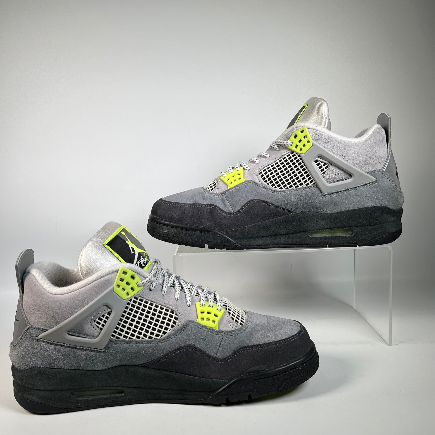 Jordan 4 SE 95 Neon (2020) Size 11 USED s22533