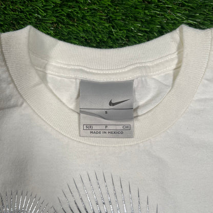 2000's Nike Lebron James White Tee Size Small USED v18343
