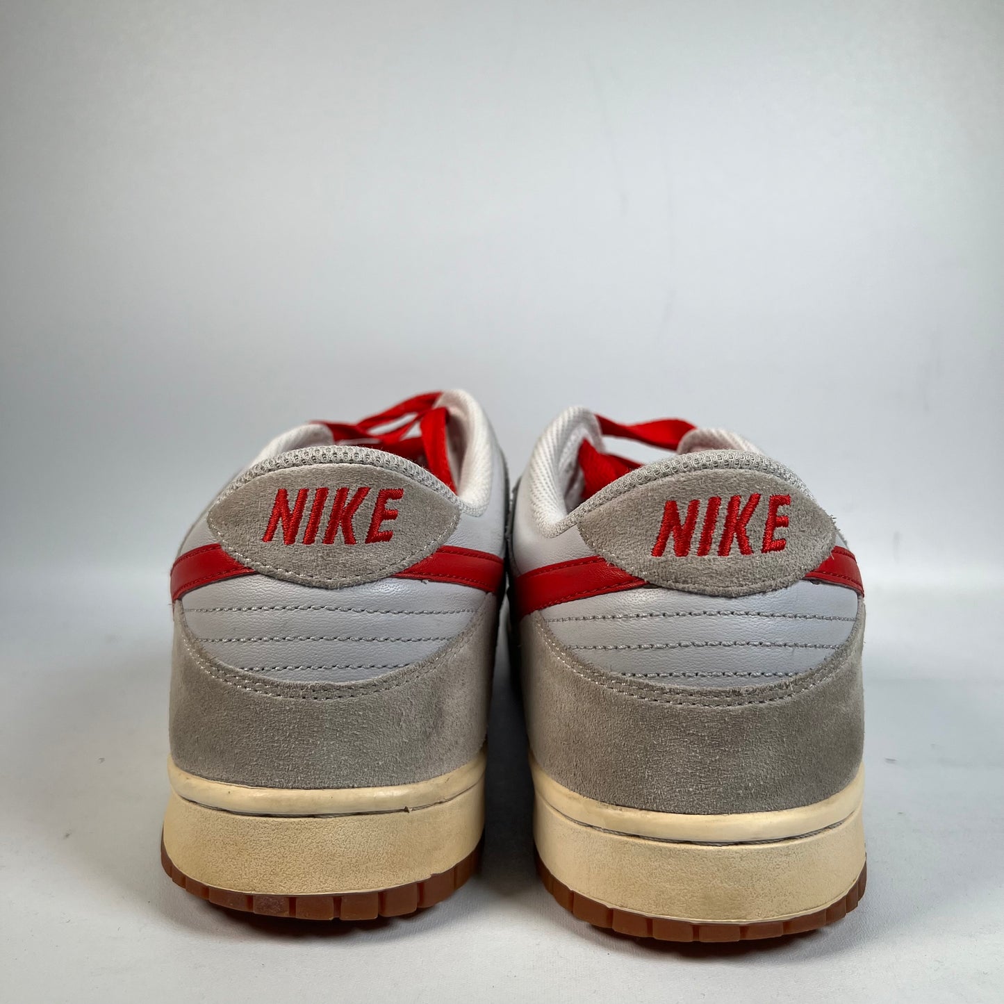 Nike Dunk Low Rojo Gris (2008) Size 12 USED s20912