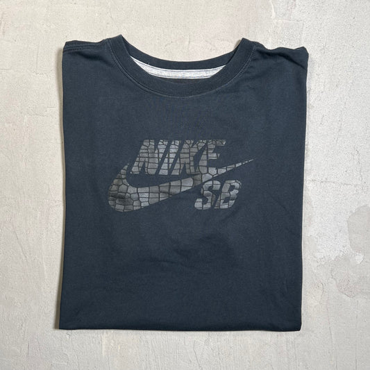 Nike SB Crocodile Logo Black Tee Size Large USED v19581