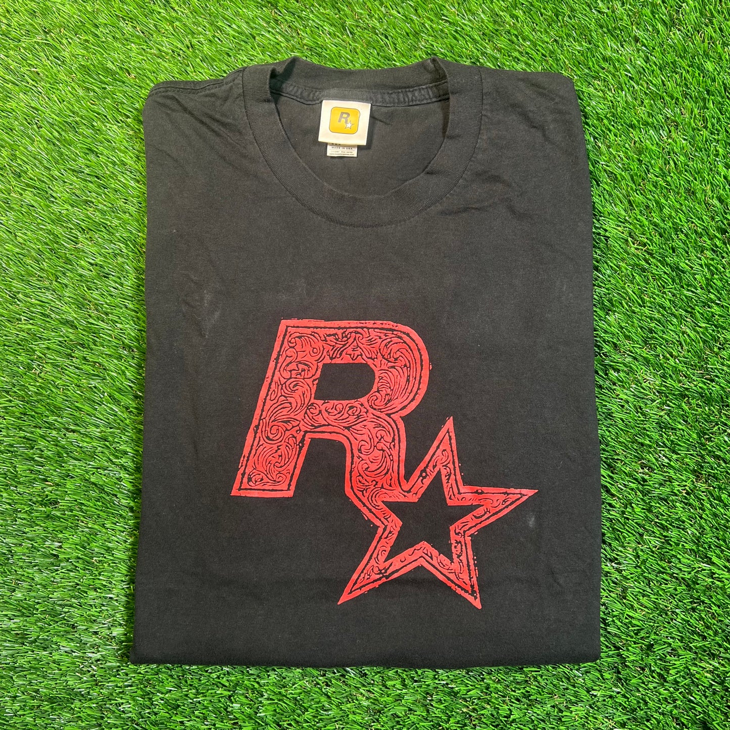Y2K Rockstar Games Black Tee Size Medium USED v18840