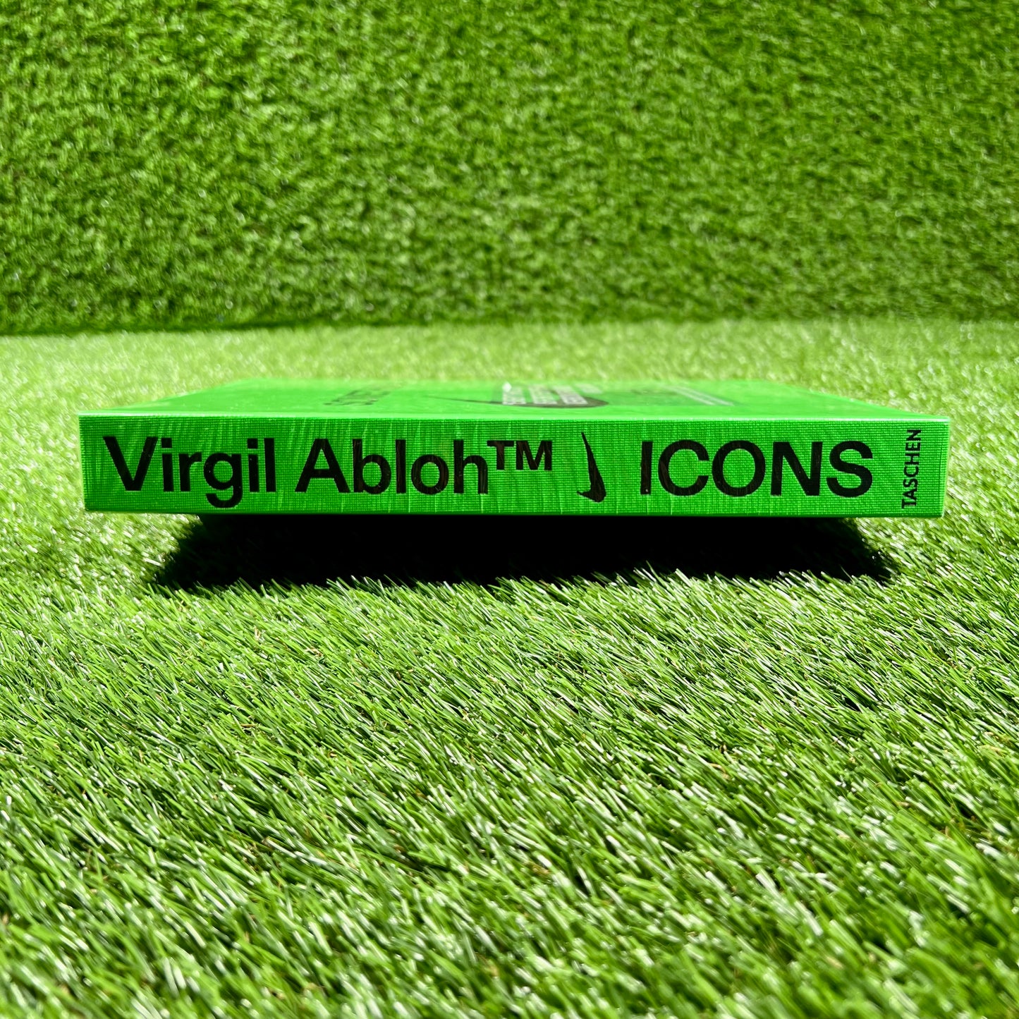 Virgil Abloh Nike ICONS Hardcover Book NEW x15547