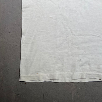 1989 Guess Australia Kangaroo Run White Tee Size Large USED v19178
