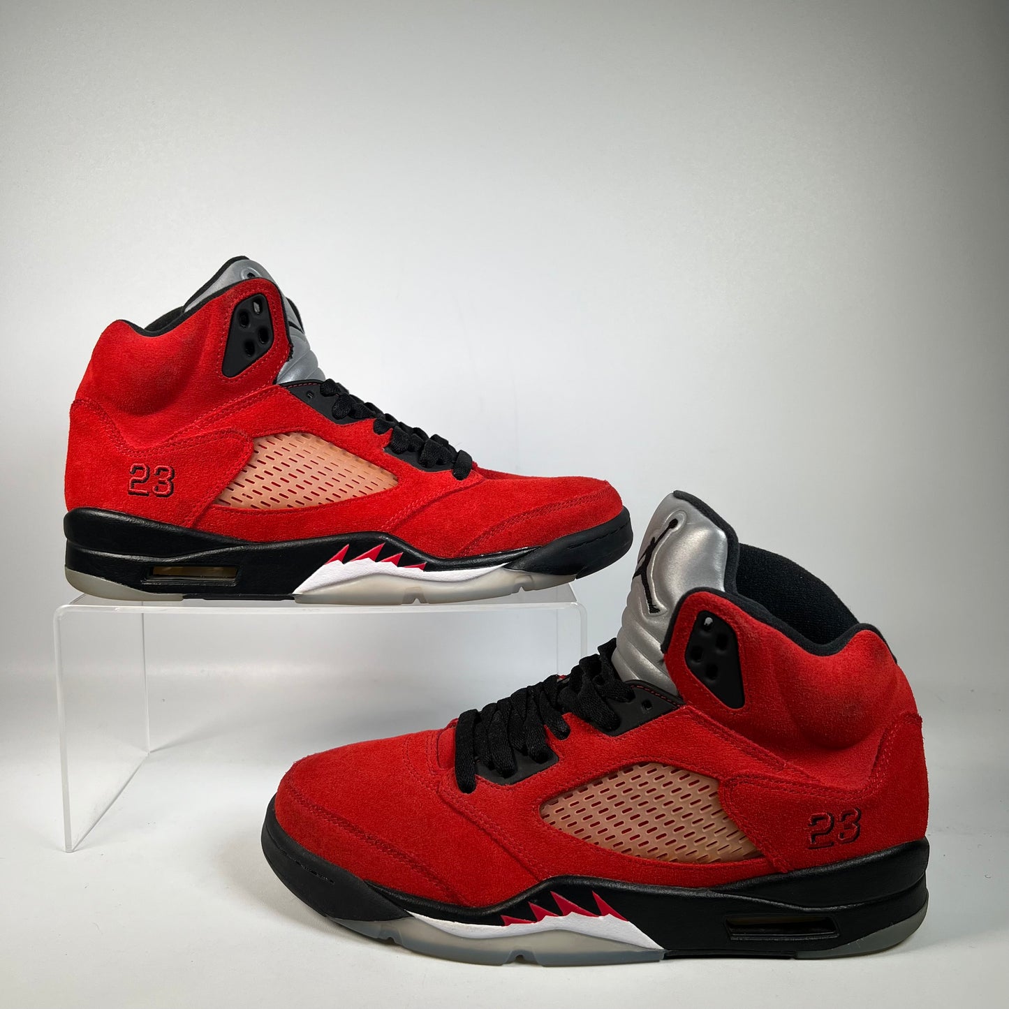 Jordan 5 Raging Bull (2021) Size 9.5 USED s22485