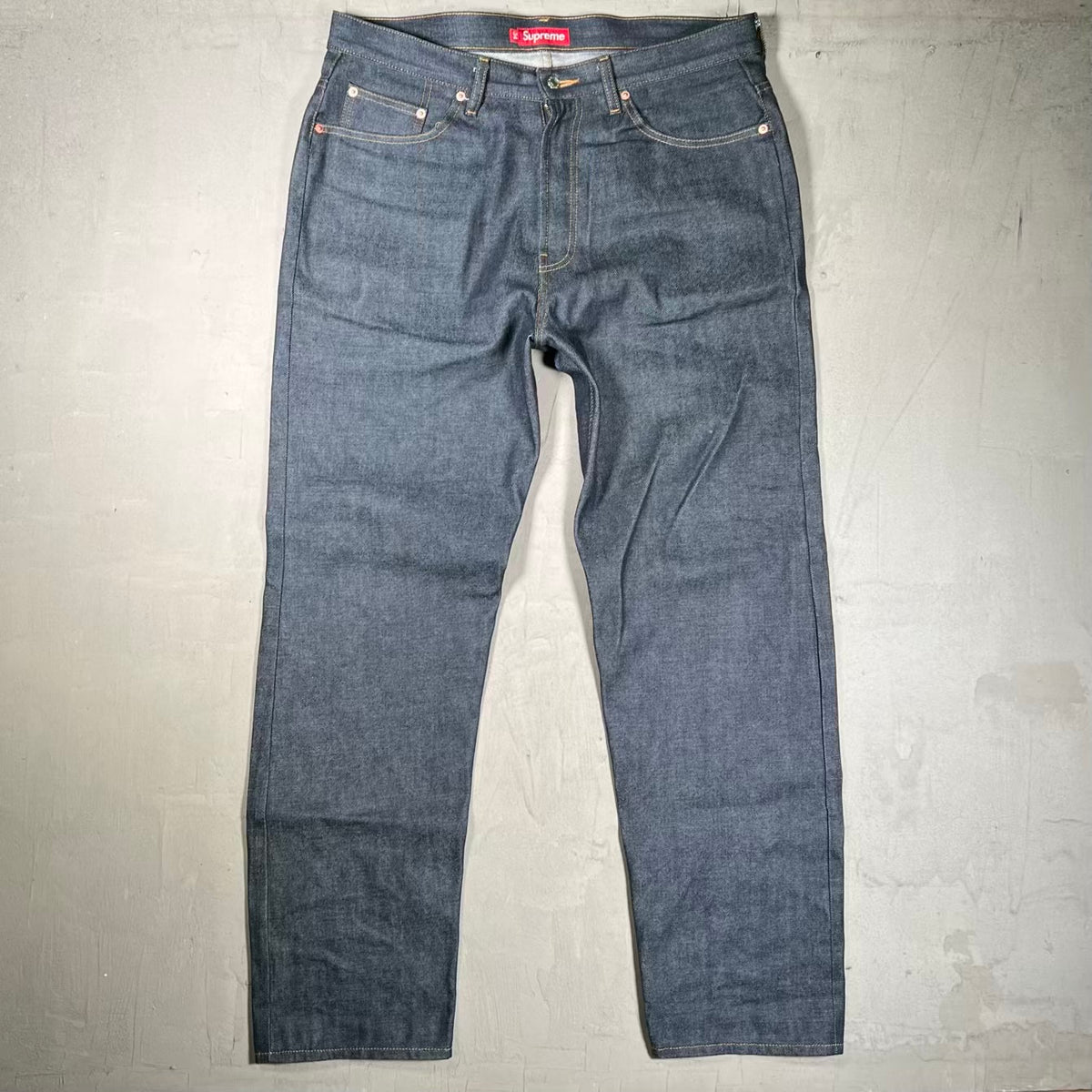 Supreme Baggy Selvedge Denim Indigo Jeans (2025) Size 34 USED x18844