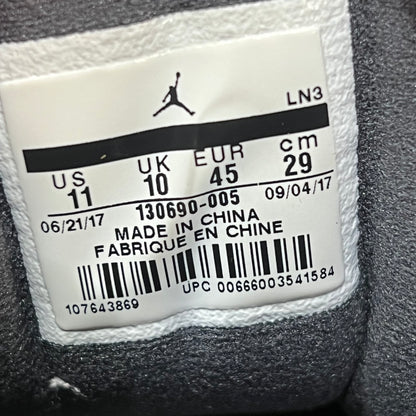 Jordan 12 Dark Grey (2017) Size 11 USED s18117
