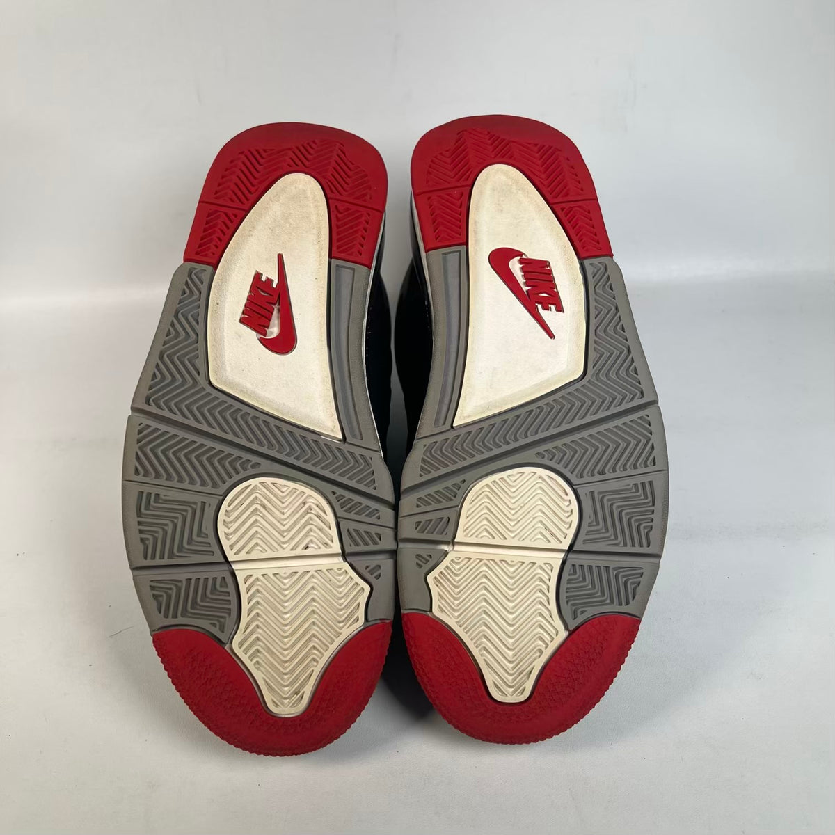 Jordan 4 Bred (2019) Size 13 USED s23326