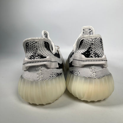 Yeezy 350 Zebra (2017) Size 10 NEW s18684