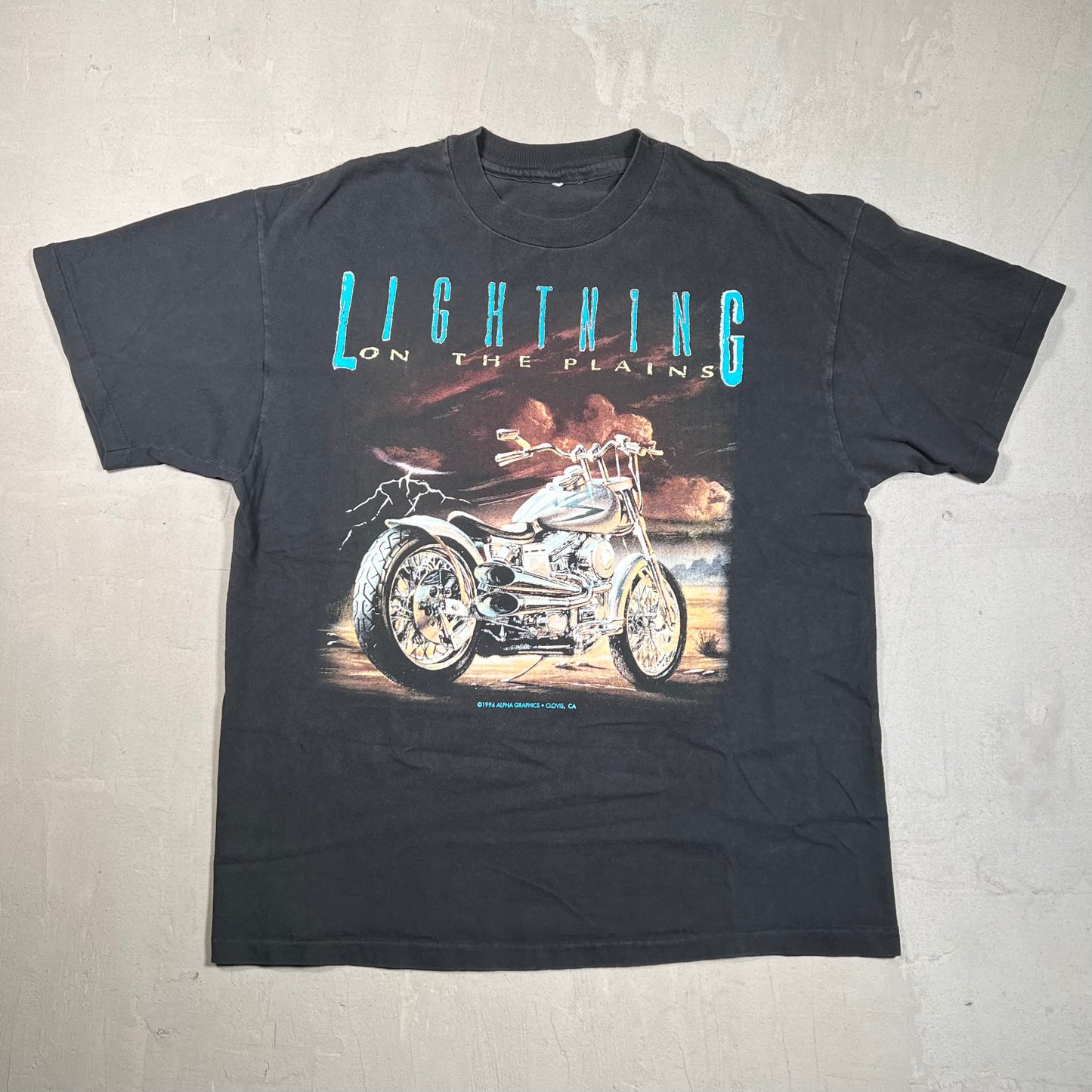 1994 "Lightning on the Plains" Black Motorcycle Tee Size Large USED v19367