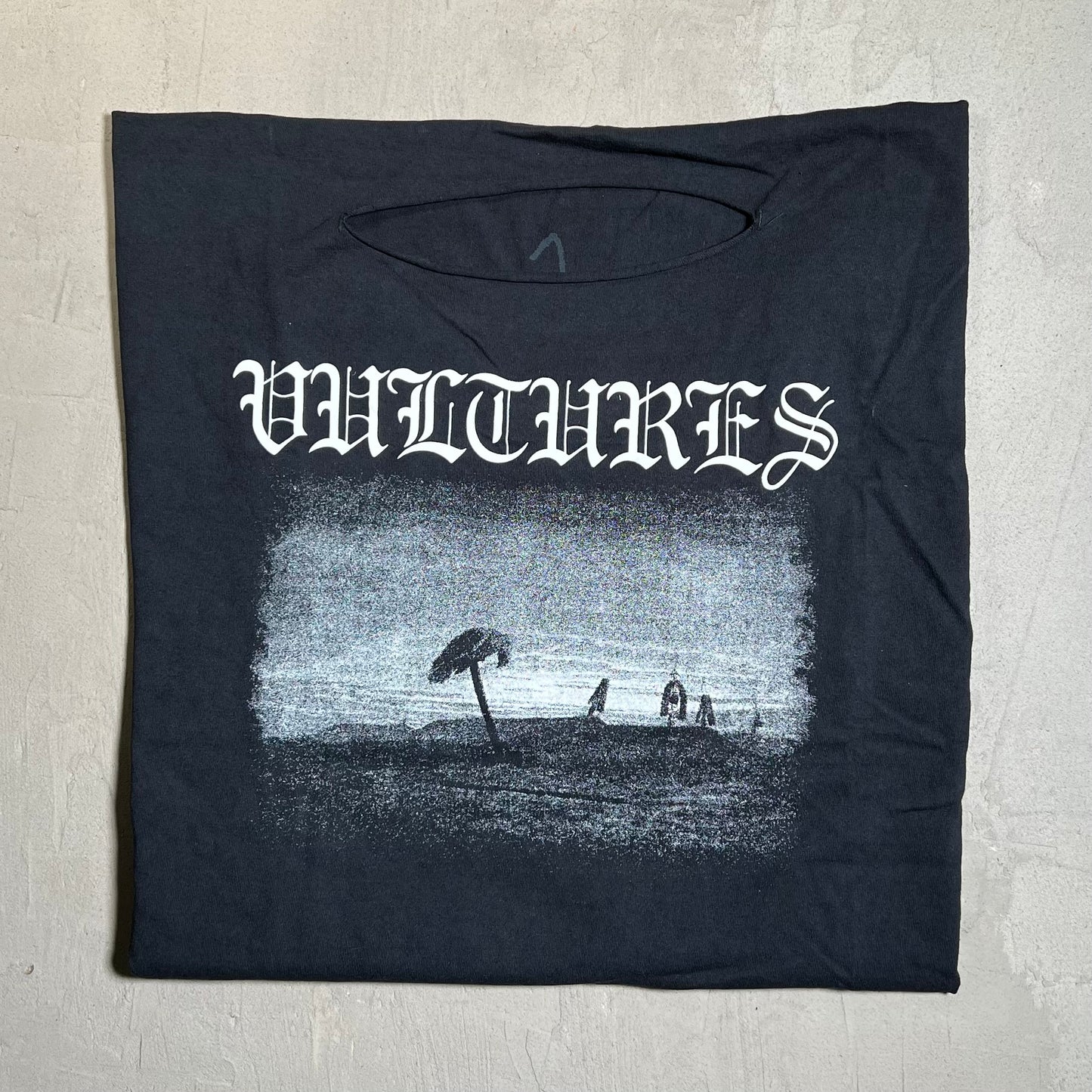 Yeezy Vultures Track List Black Longsleeve size 2 New x10245