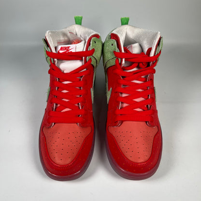 Nike SB Dunk High Strawberry Cough (2021) Size 9 NEW s19656