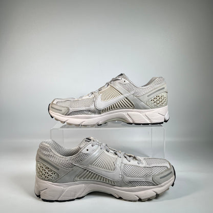 Nike Zoom Vomero 5 Vast Grey (2023) Size 8.5 USED s22311