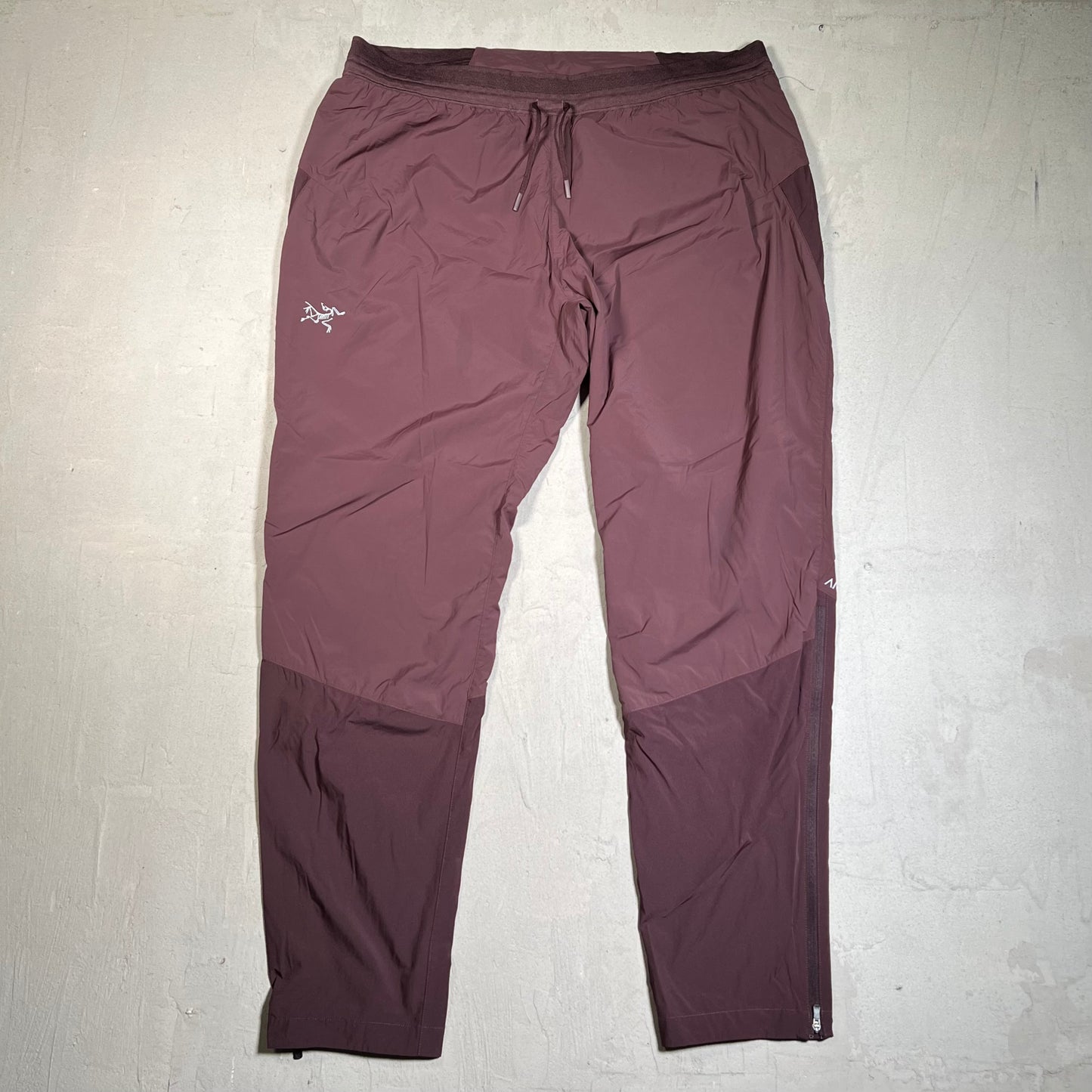 Arc'teryx Burgundy Running Pants Size XL USED x17643