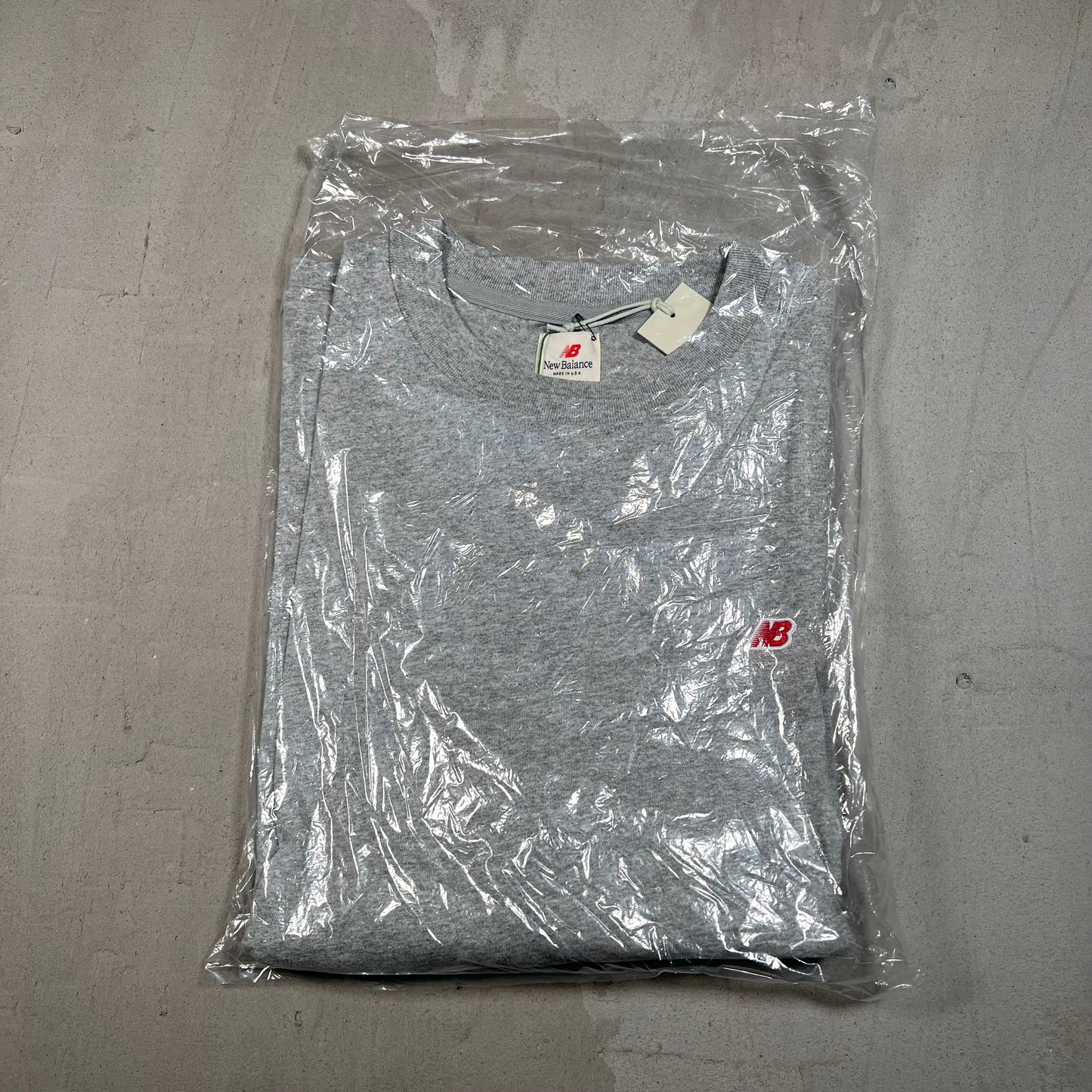New Balance Athletic Grey Longsleeve Size Large NEW x17412
