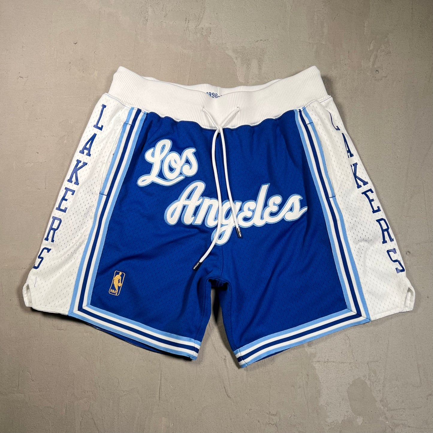 Just Don Mitchell & Ness Los Angeles Lakers Blue/White Shorts Size Large USED x17595