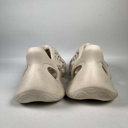 Yeezy Foam Runner Ararat (2020) Size 8 USED s19046