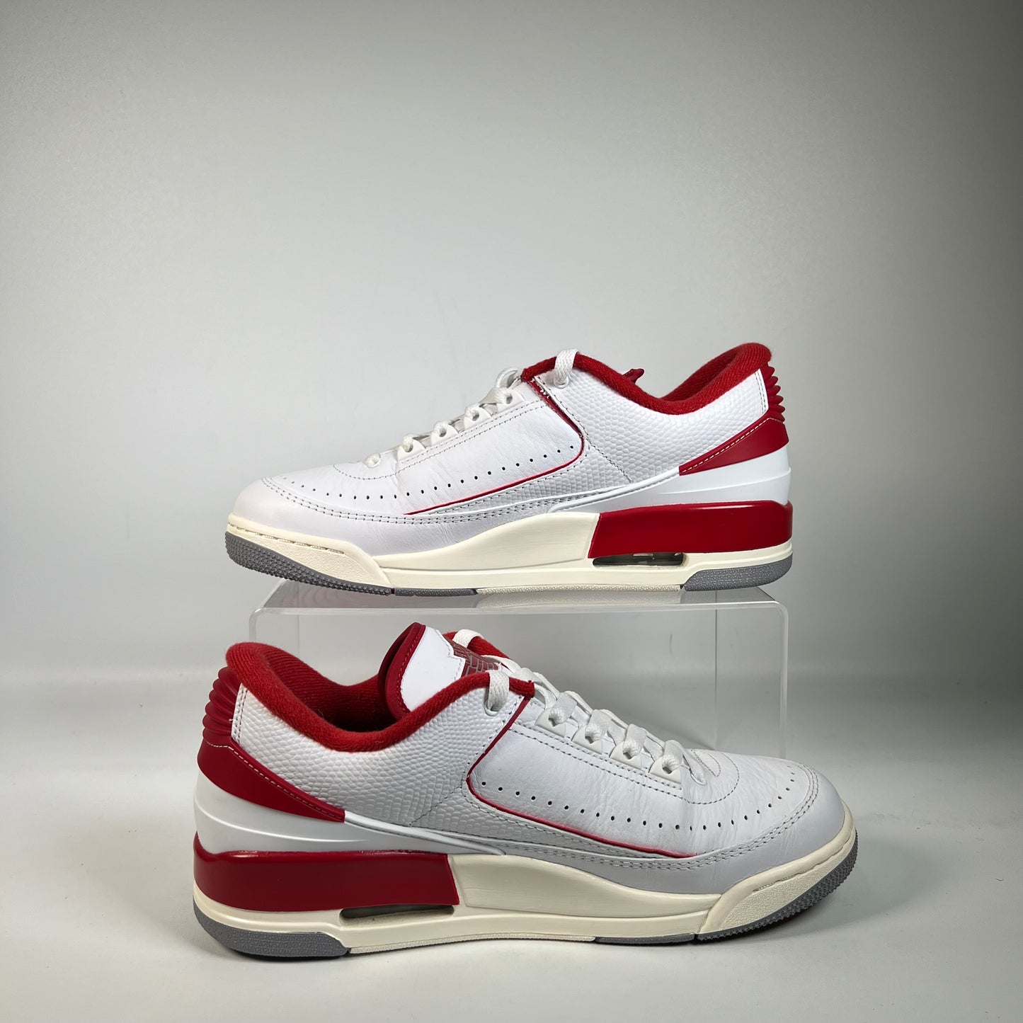 Jordan 2/3 White Varsity Red (2024) Size 9 USED s22494