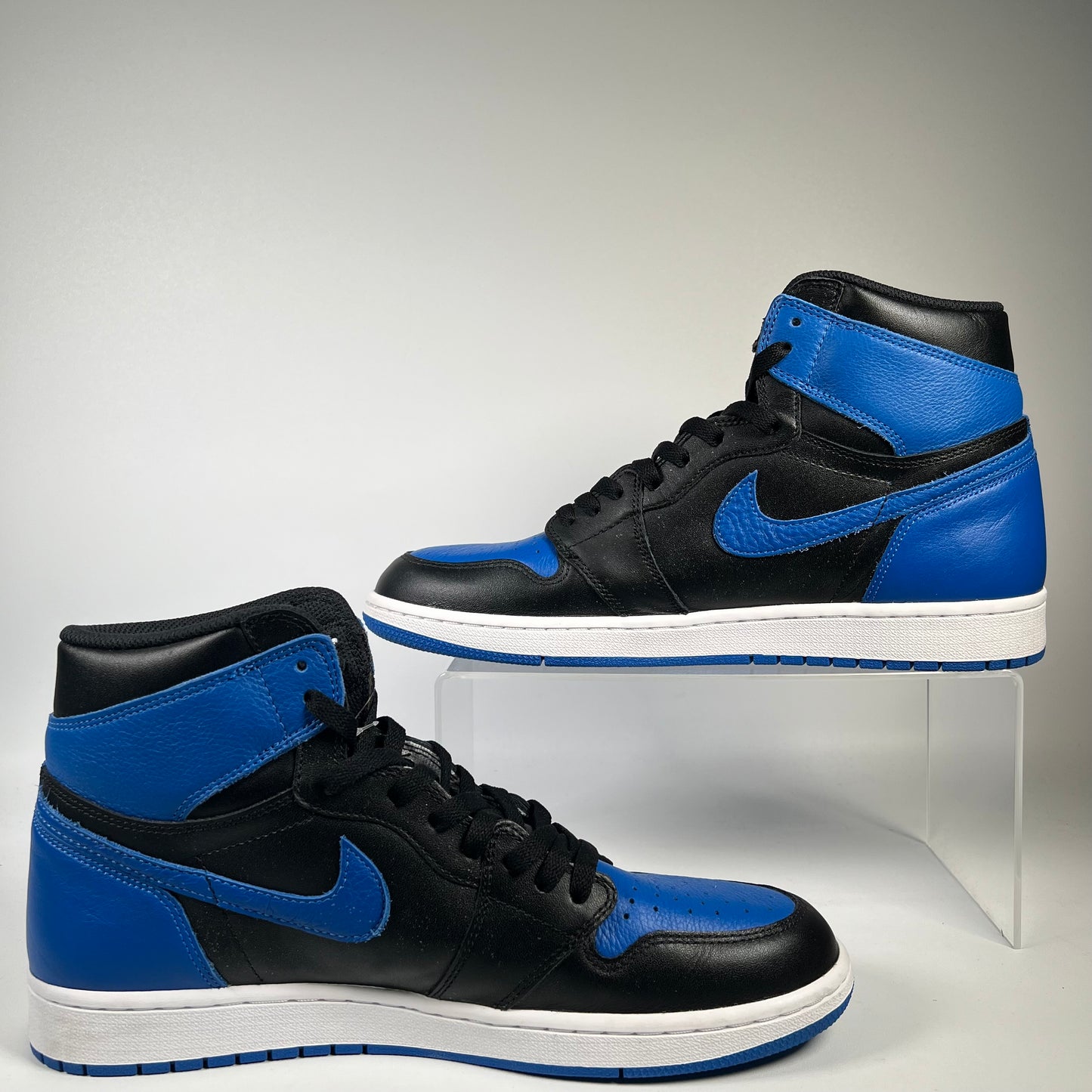 Jordan 1 Royal 2017 Size 12 USED s16025