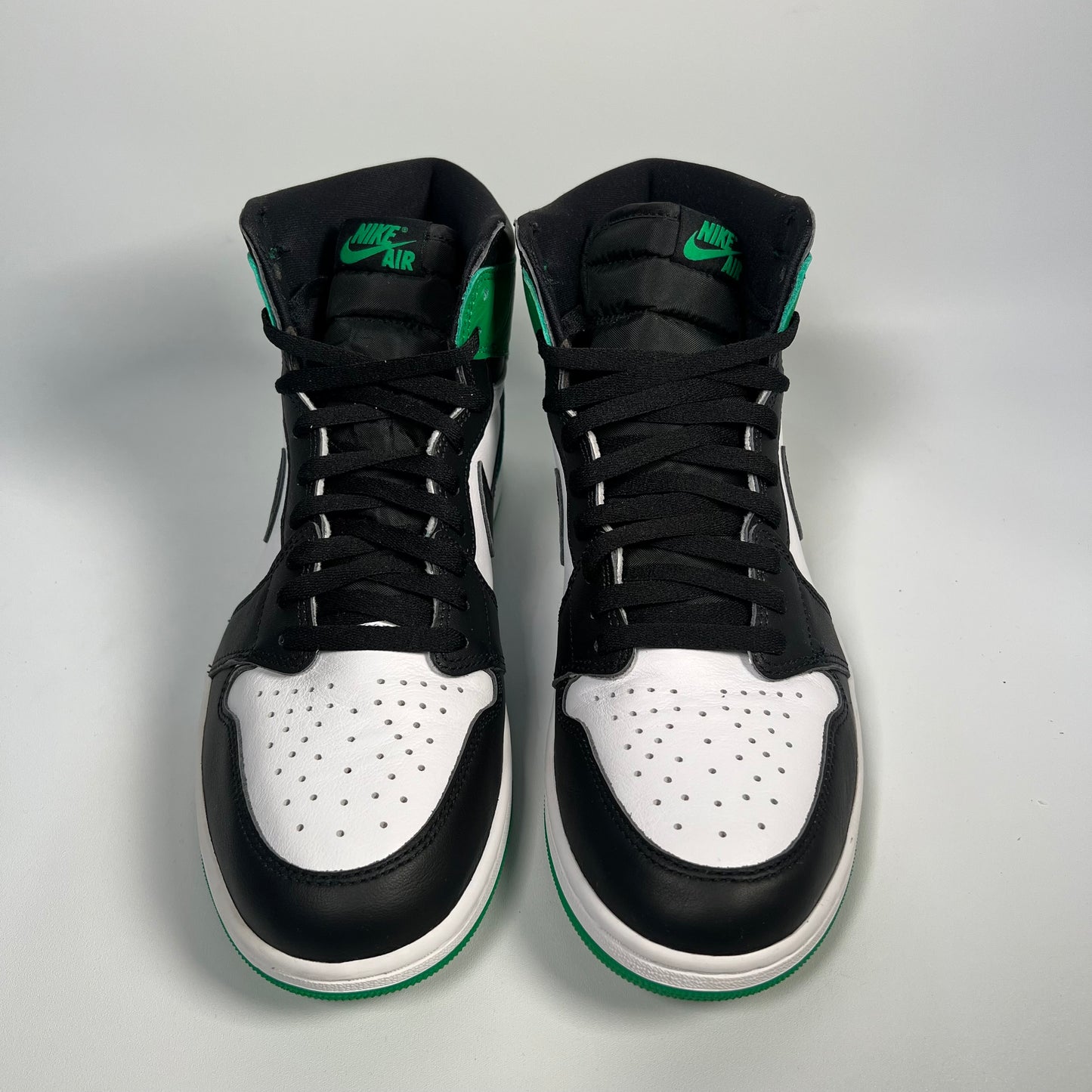 Jordan 1 Lucky Green 2023 Size 12 USED S17583