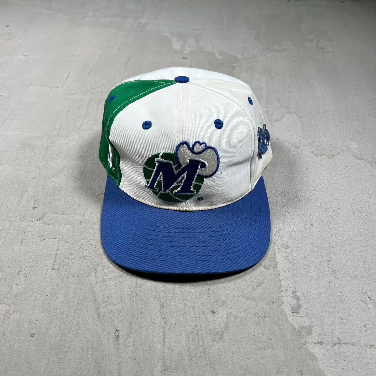 1990s Dallas Mavericks Sports Specialties Hat USED v20126