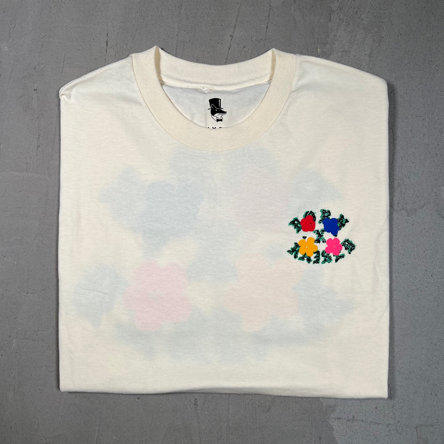 Born and Raised On The Turf Cream Tee Size Large USED x17525