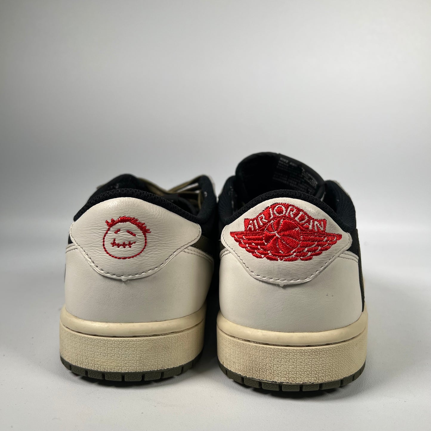 Jordan 1 Low Travis Scott Olive Size 8m/9.5w USED s13819