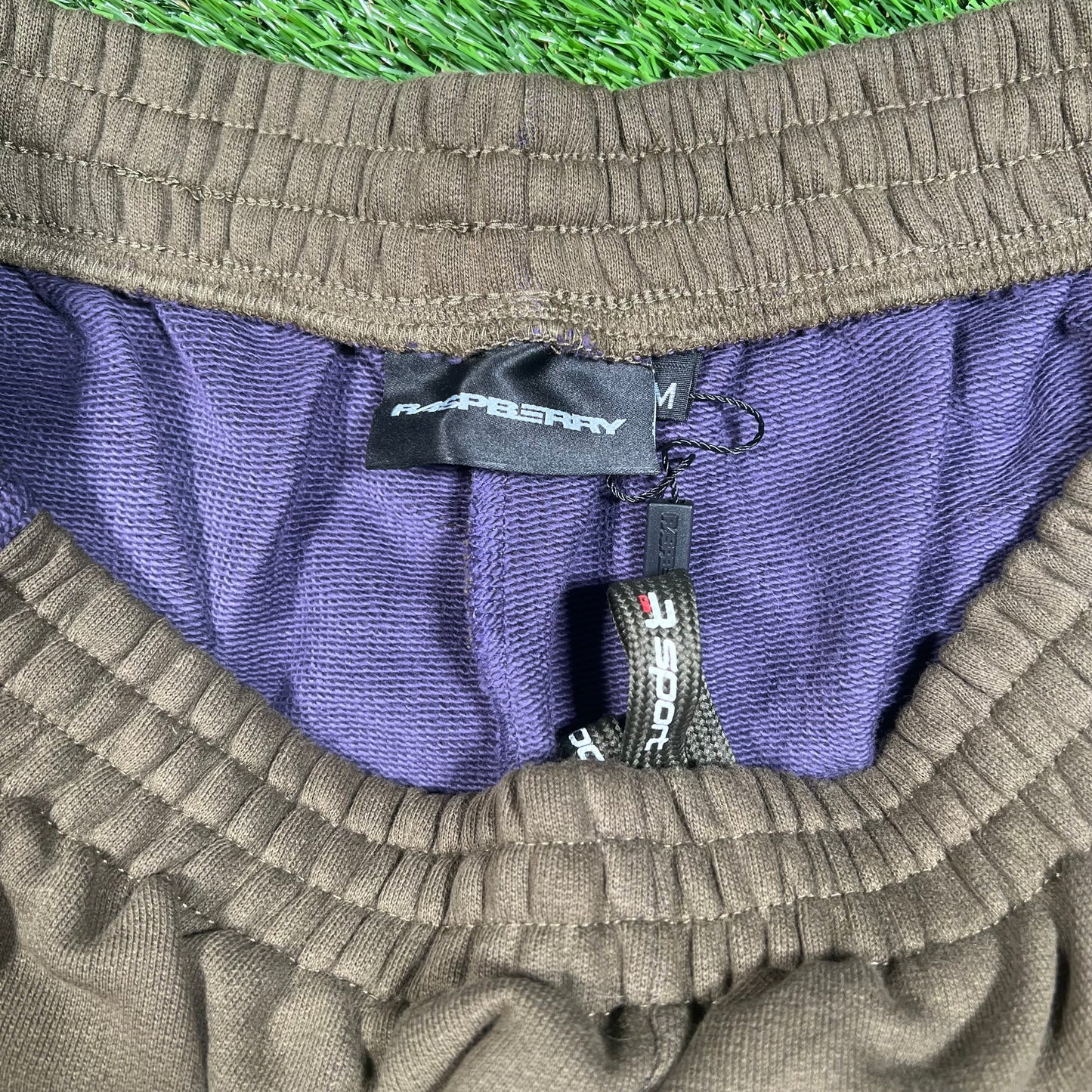 GV Gallery Raspberry Hills Green/Purple V2 Baggies Size Medium NEW x15241