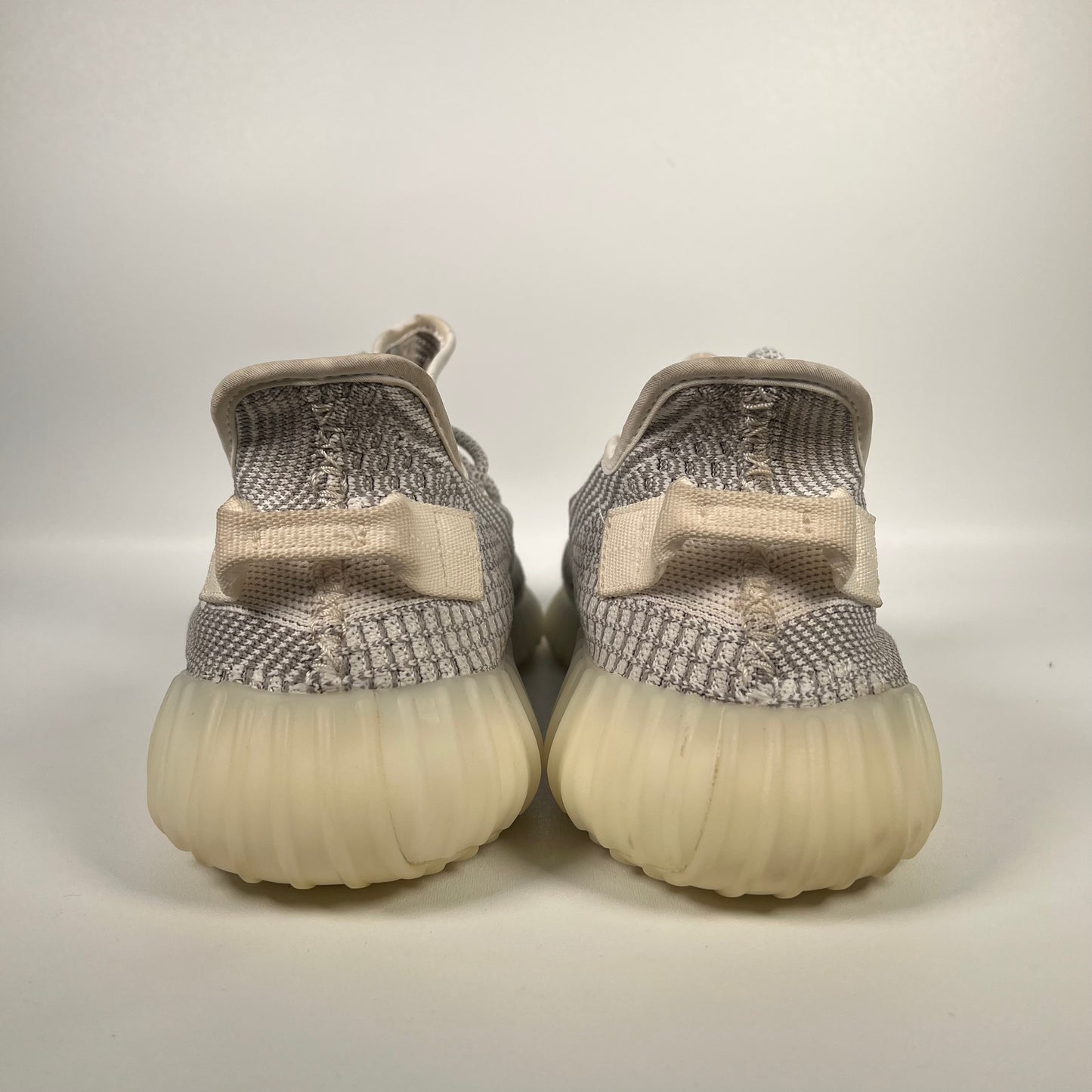 Yeezy Boost 350v2 Static Non Reflective (2018) Size 10.5 USED s18092