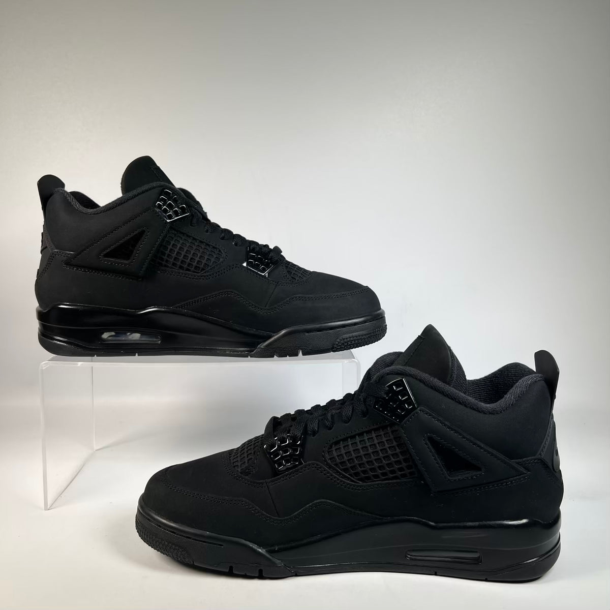 Jordan 4 Black Cat (2025) Size 10 USED s23571