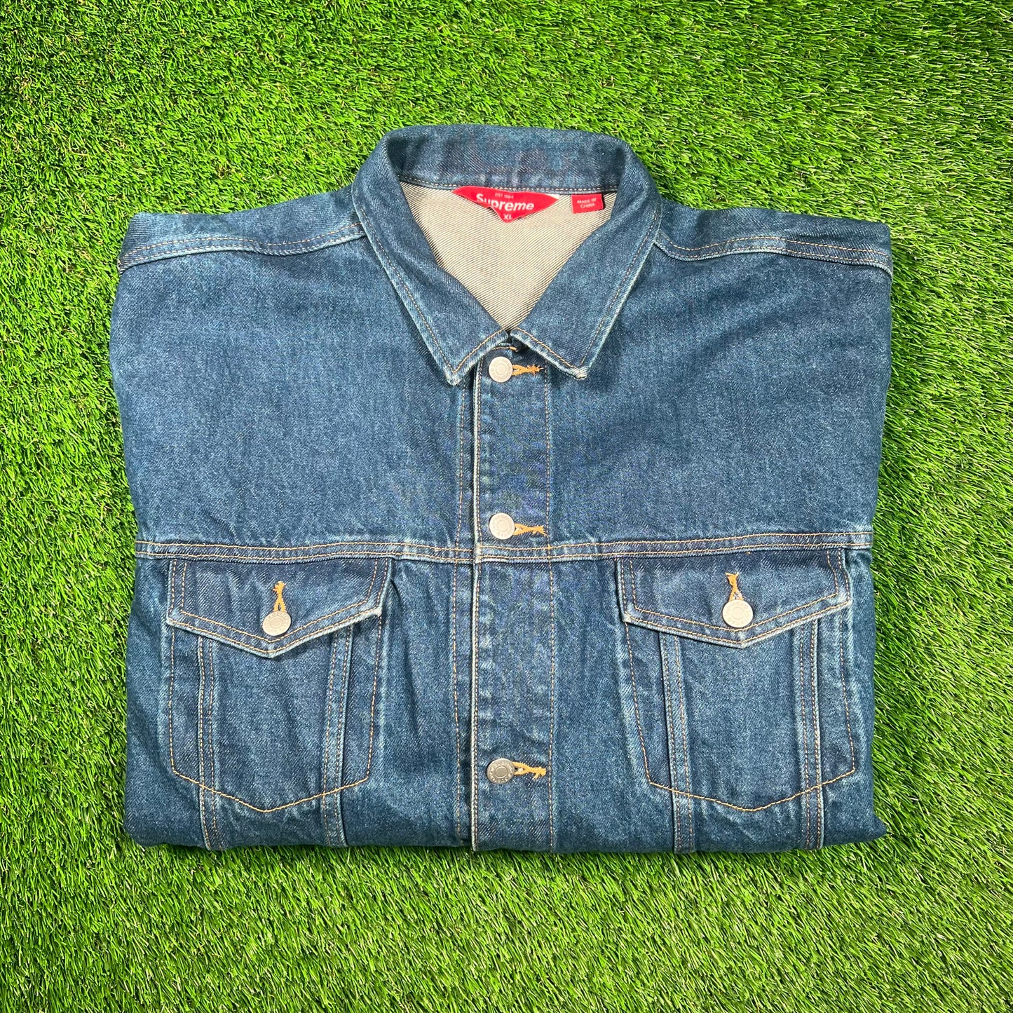 Supreme Shibori Denim Trucker Jacket Rigid Indigo (2023) Size XL USED x16660