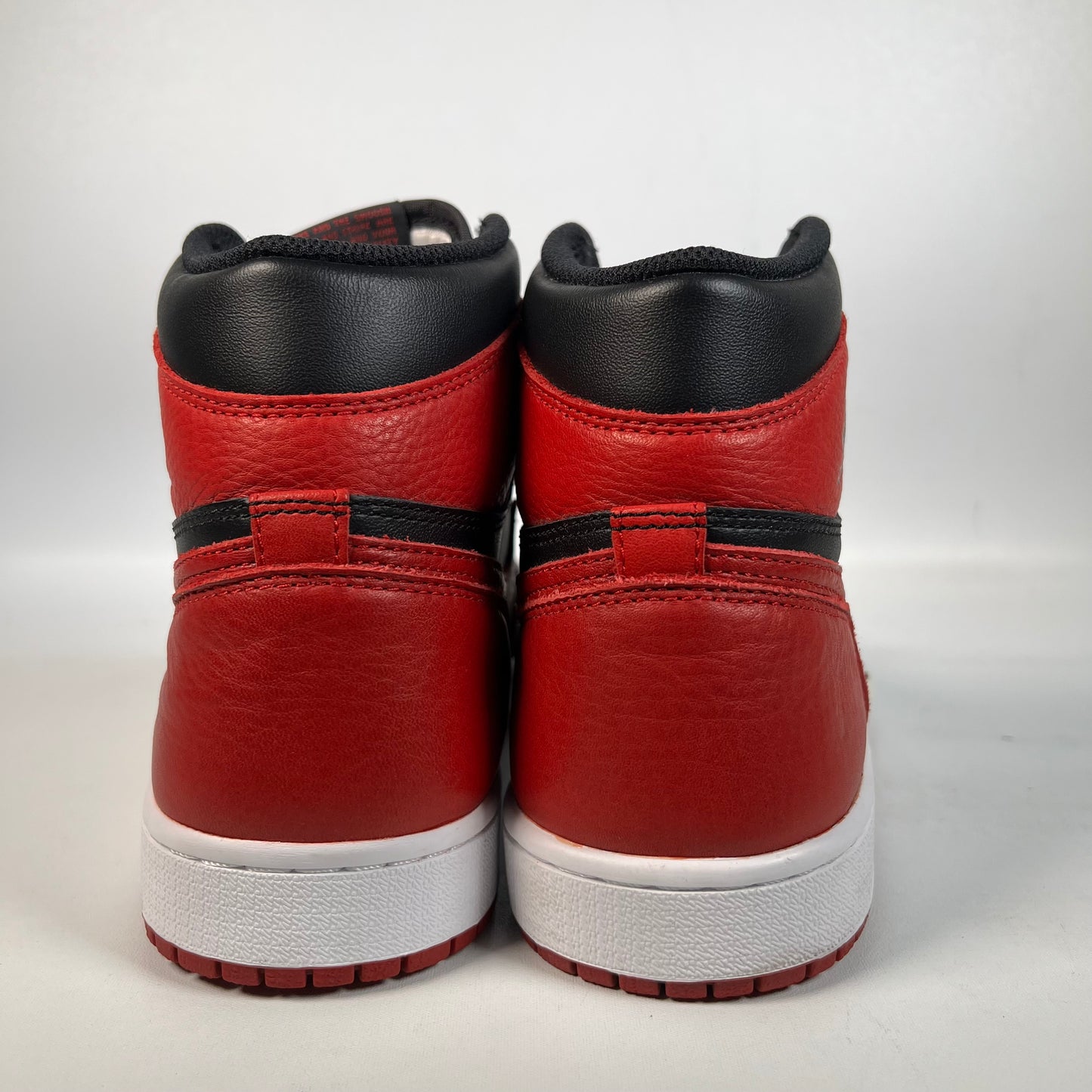 Jordan 1 High Bred Banned (2016) Size 8.5 USED s22552