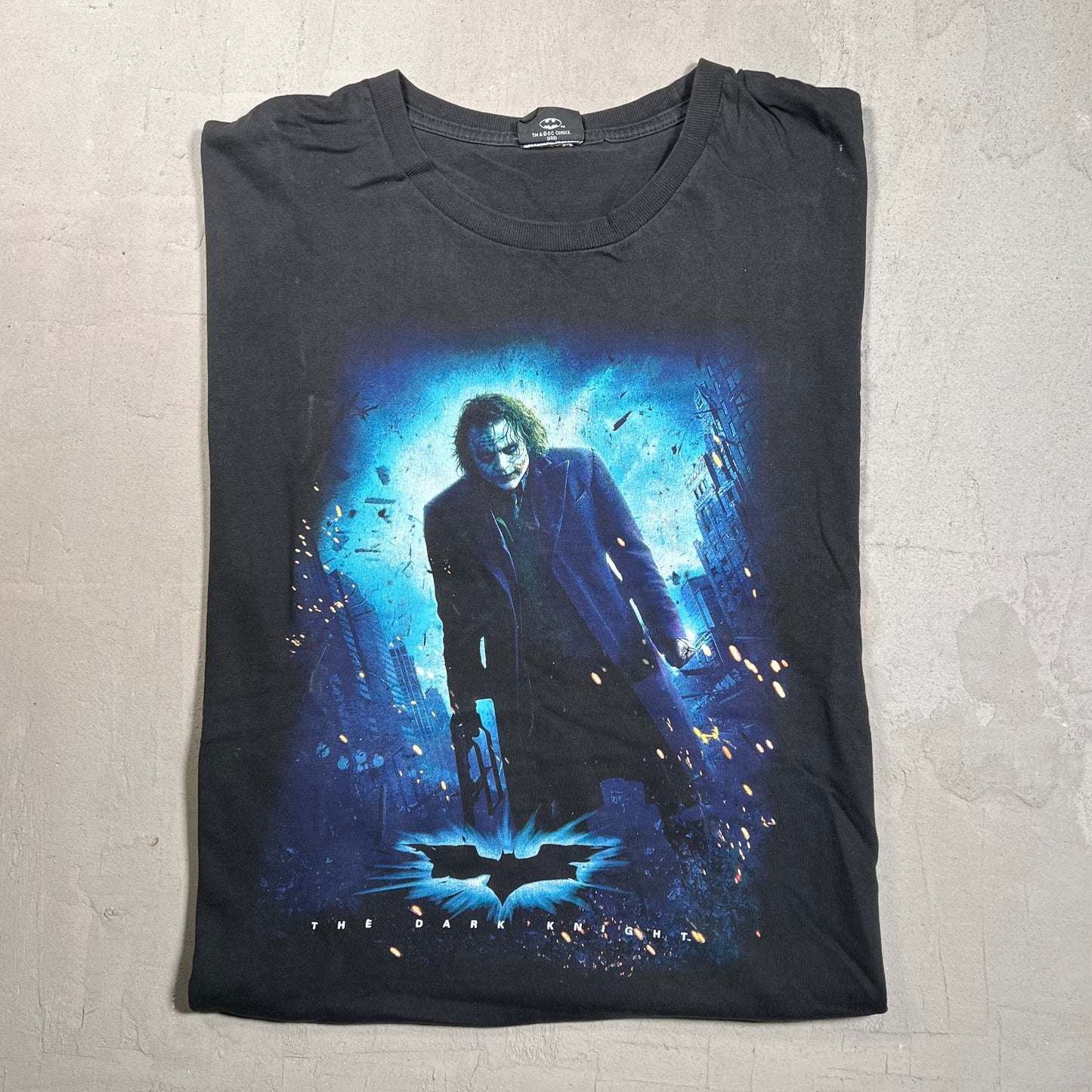 Batman The Dark Knight Joker Tee Size XL USED v6498