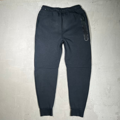 Nike Tech Black/Grey Sweatpants Size Small USED v20206