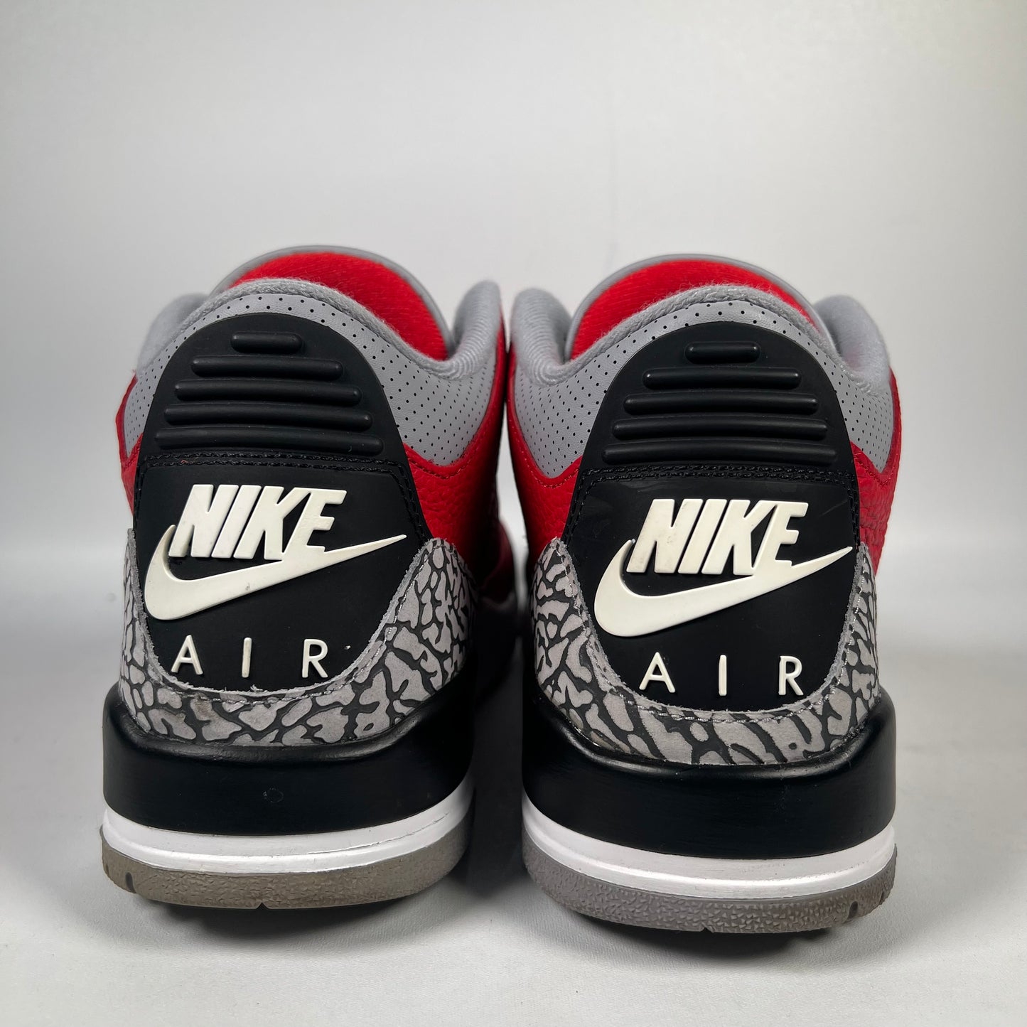 Jordan 3 Unite (2020) Size 9 USED s20140