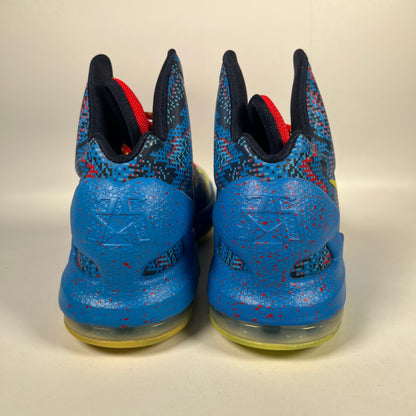 KD 5 Christmas (2012) Size 8 USED s20204
