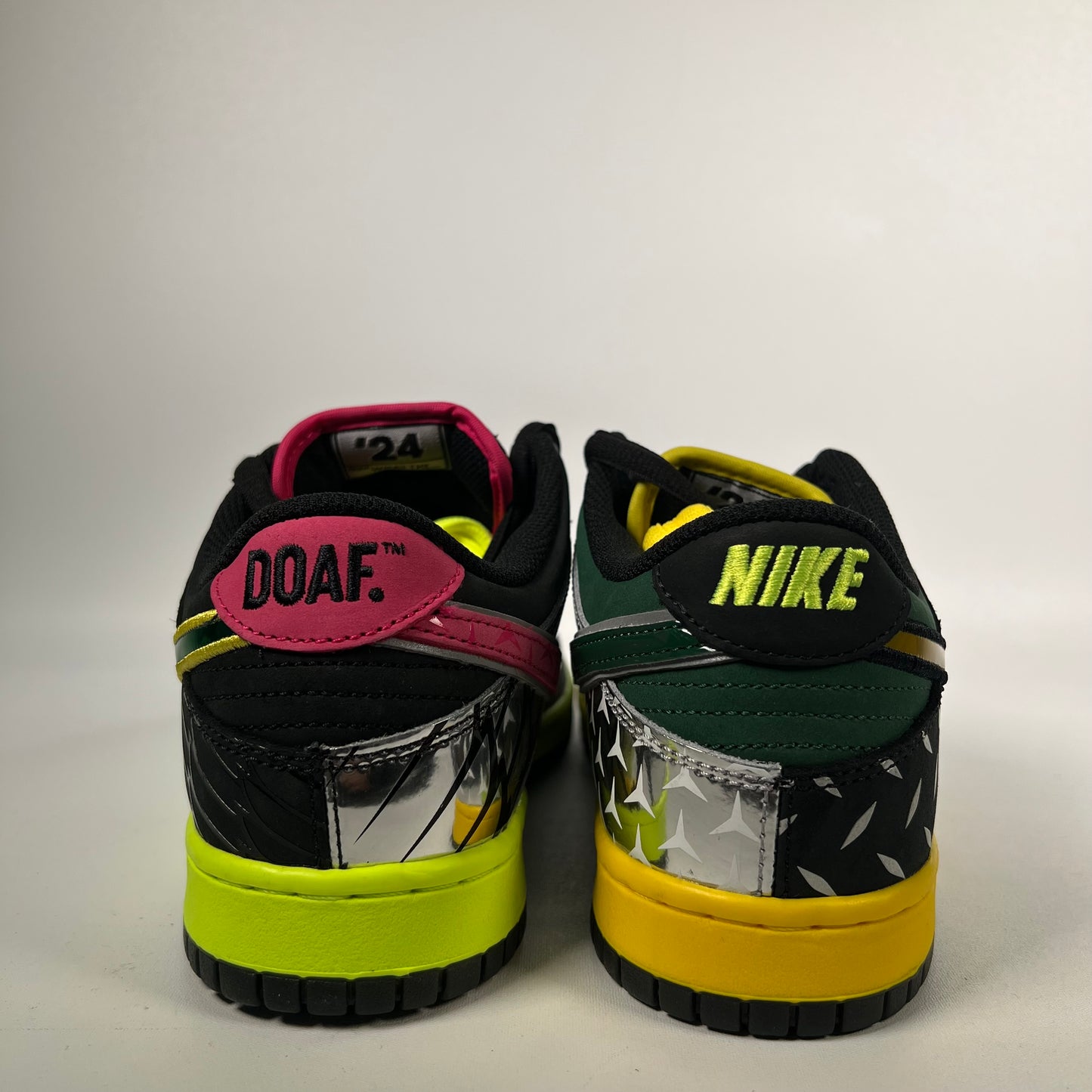 Nike Dunk Low What the Duck Home University of Oregon PE (2024) Size 8.5 NEW s18648